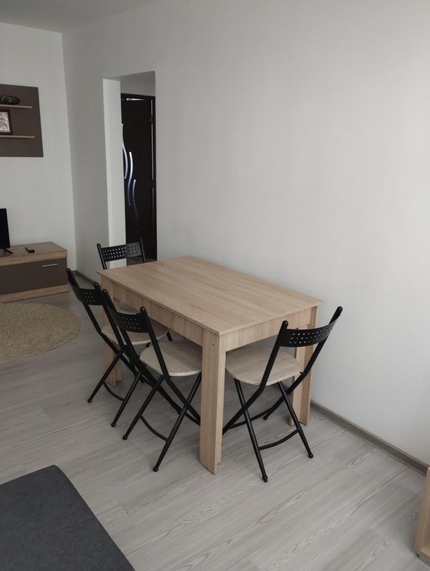 4 Rooms Apartment Tulcea Buitenkant foto