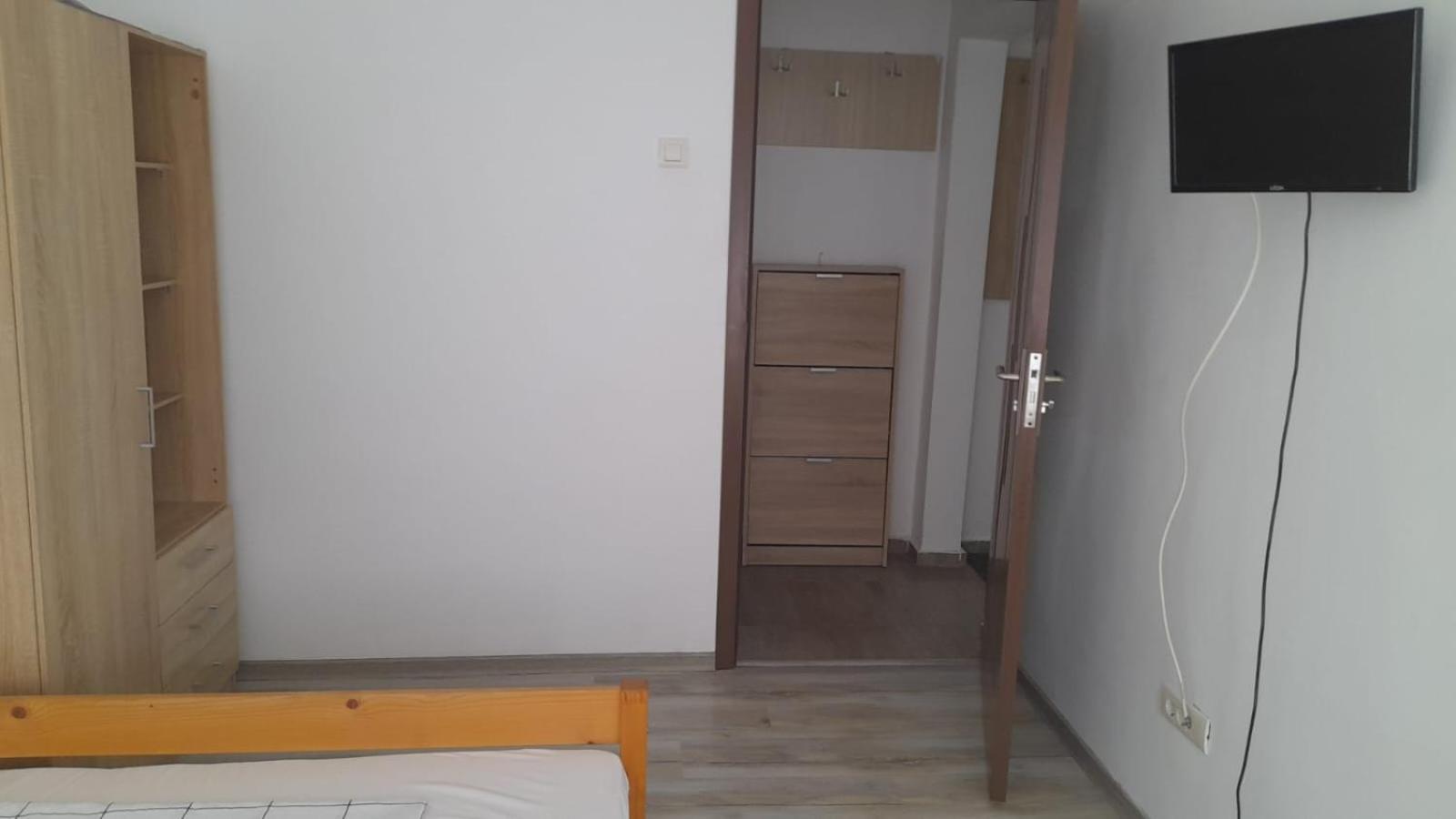 4 Rooms Apartment Tulcea Buitenkant foto